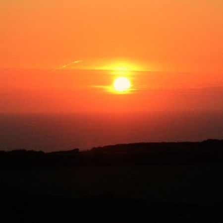 Higher Tresmorn Farm Bed and Breakfast Crackington Haven Eksteriør billede
