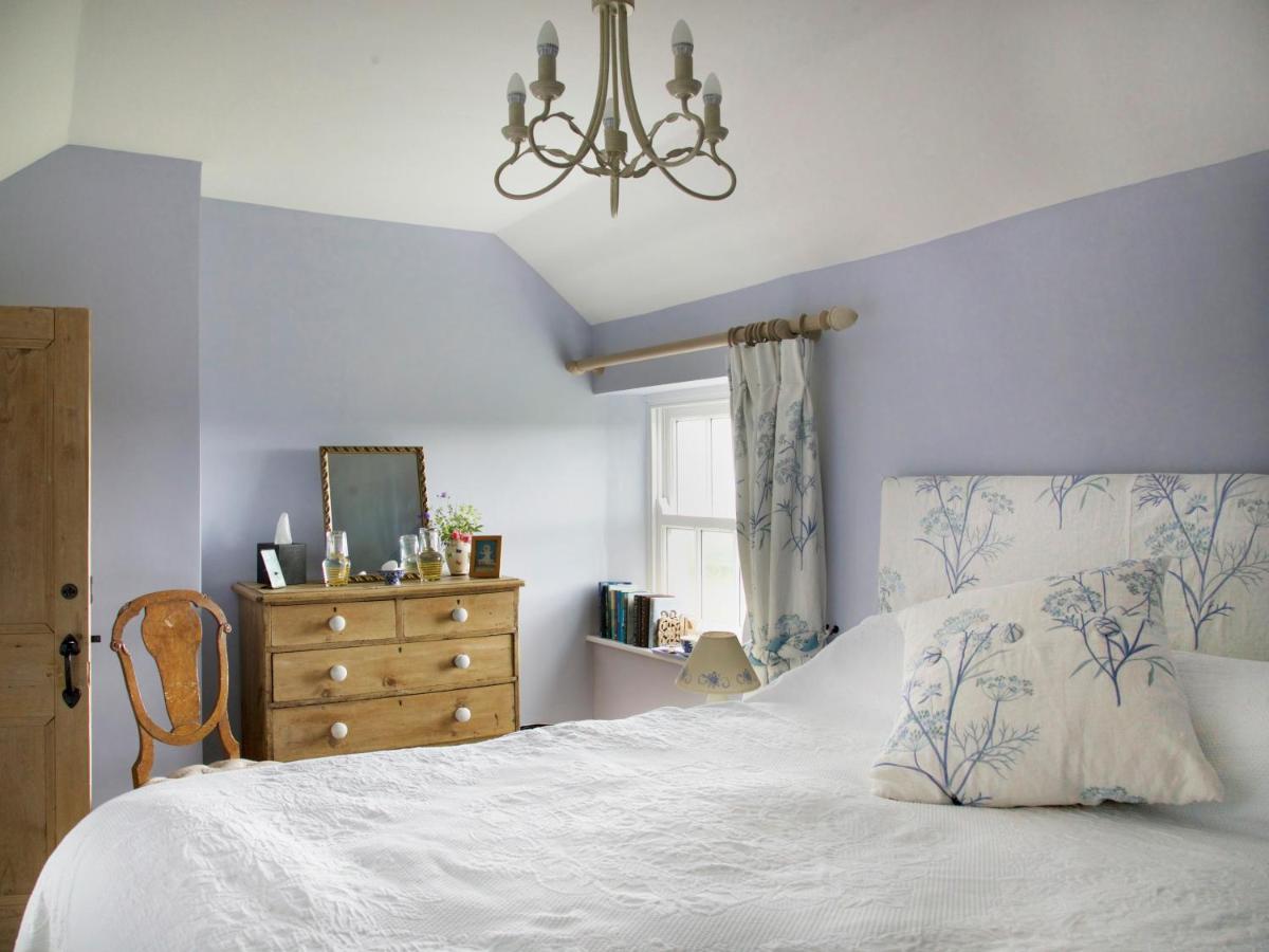 Higher Tresmorn Farm Bed and Breakfast Crackington Haven Eksteriør billede