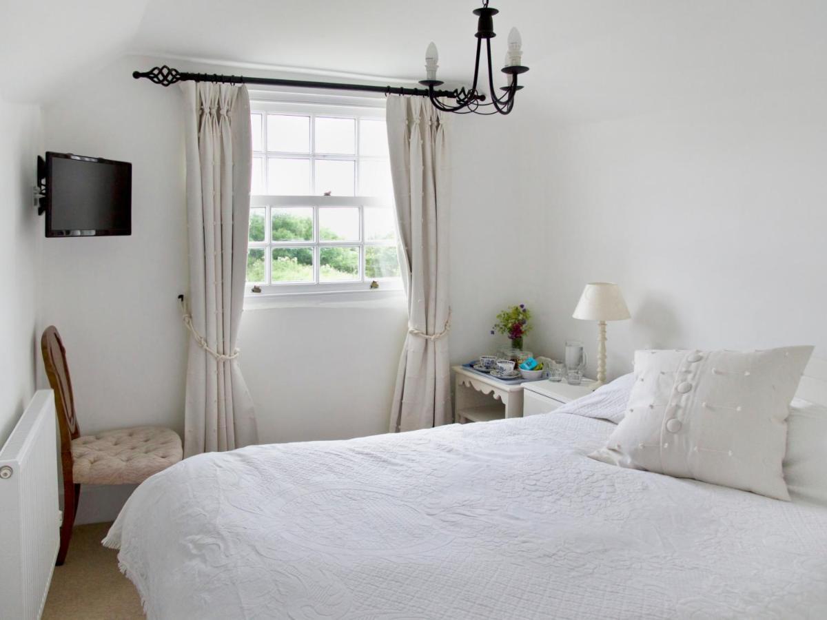 Higher Tresmorn Farm Bed and Breakfast Crackington Haven Eksteriør billede